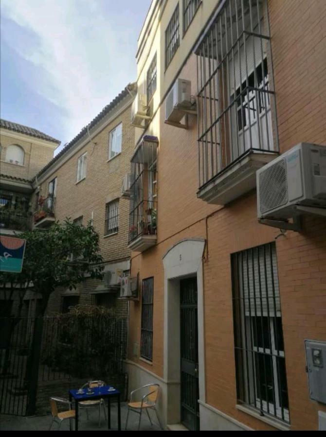 Alfalfa Suites Sevilla Buitenkant foto